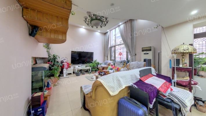 都市芳园锦湖园二手房实景图