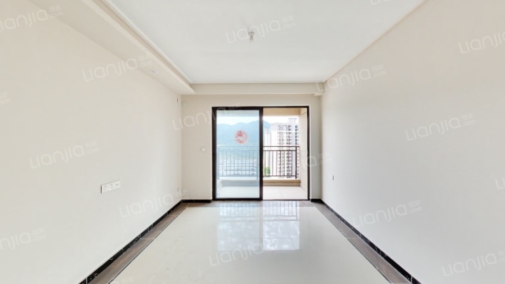 保利远洋领秀山二手房实景图