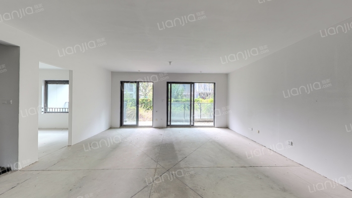 湖境和庐二手房实景图