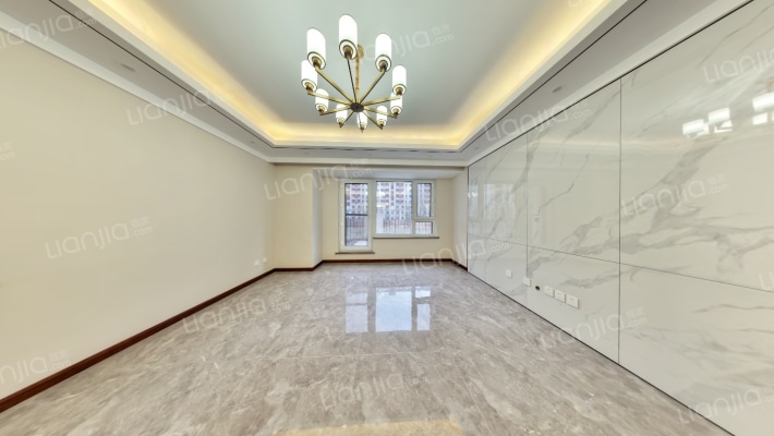 万龙净月上院二手房实景图