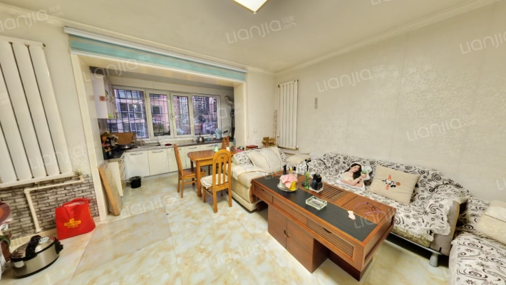 世锦家园二手房实景图