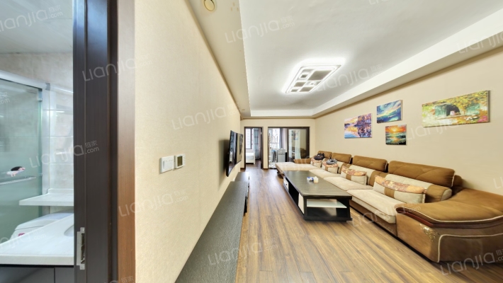 上置雅宾利二手房实景图