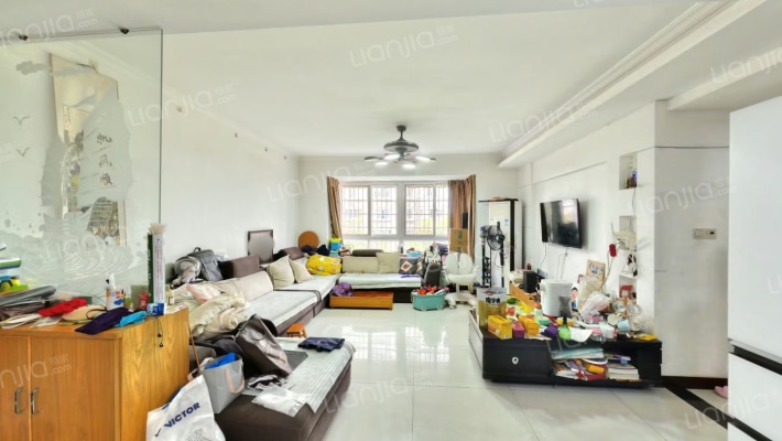 402小区二手房实景图