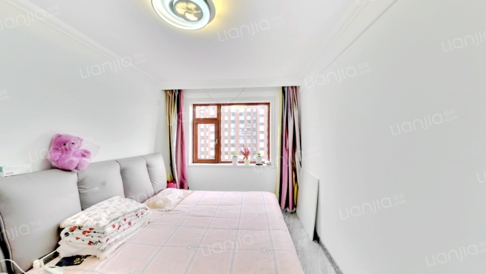 亚泰樱花苑二手房实景图