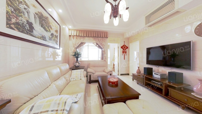 公园大地六期二手房实景图