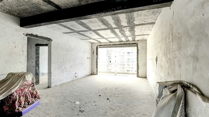 乾邮嘉苑二手房实景图