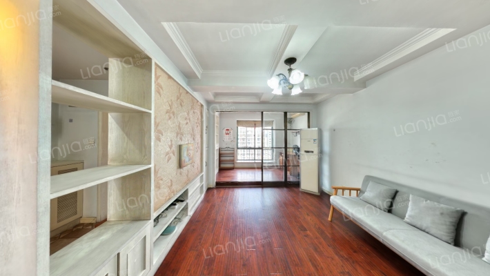 东新园新湖苑二手房实景图