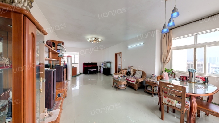 万恒城市花园二手房实景图