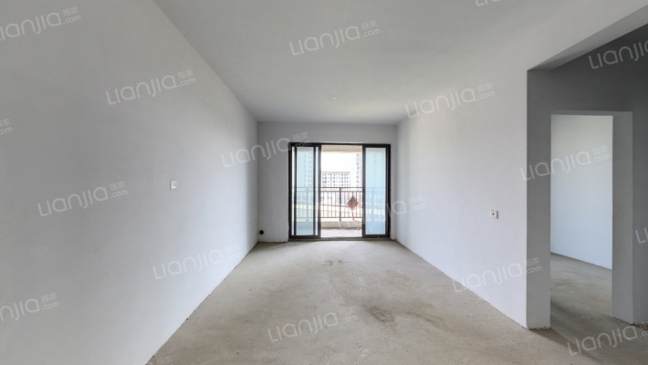 绿地新里城名仕公馆E02二手房实景图