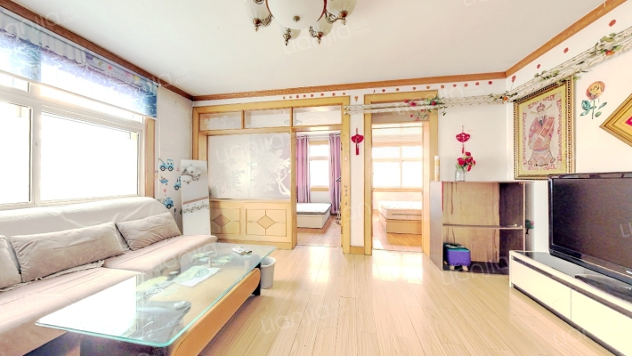 君峰路二手房实景图