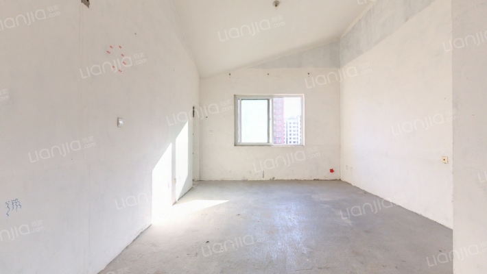 世界观二手房实景图