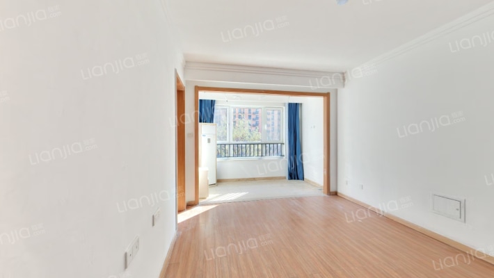 万科城二期二手房实景图