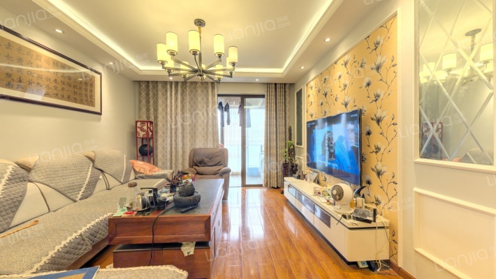 特兴青云都汇二手房实景图