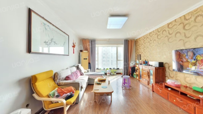 大地锐城二手房实景图