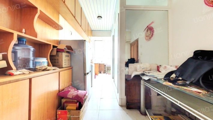 光卫小区二手房实景图