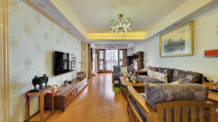 南山公馆三期二手房实景图