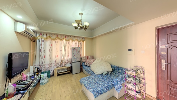 米兰春天二手房实景图