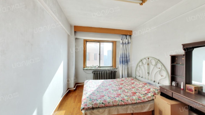 西塔街6号二手房实景图