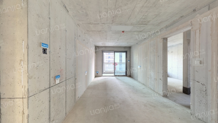 保利·锦上二手房实景图