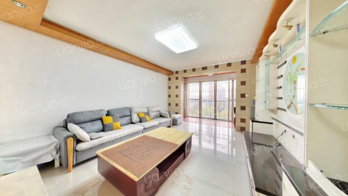 潮音小区二手房实景图