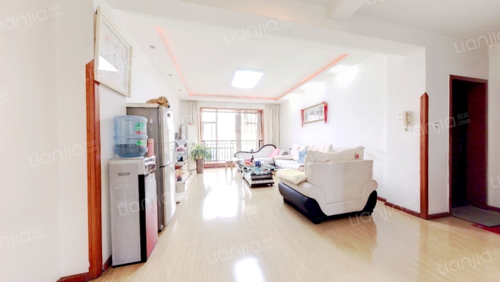 世家风临左岸二手房实景图