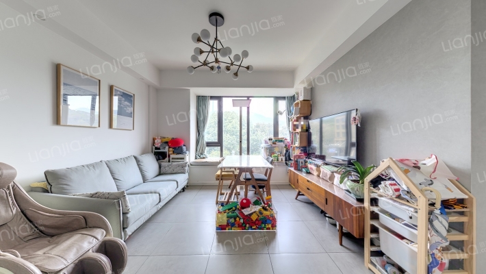 联合畔上居二手房实景图