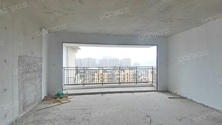 碧桂园衡中心二手房实景图