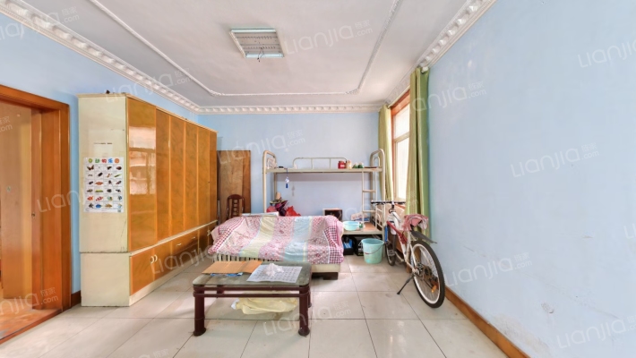 安居苑C区二手房实景图