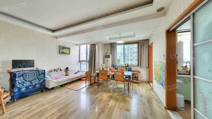 温馨人家二手房实景图