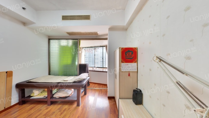 凤起商务大厦二手房实景图