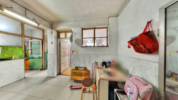 仪表小区南院二手房实景图