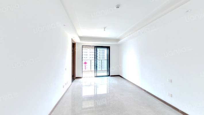 卓越维港二手房实景图