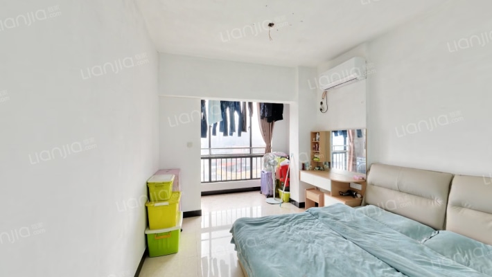 海天云都二手房实景图