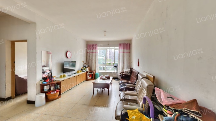 龙腾新苑二手房实景图