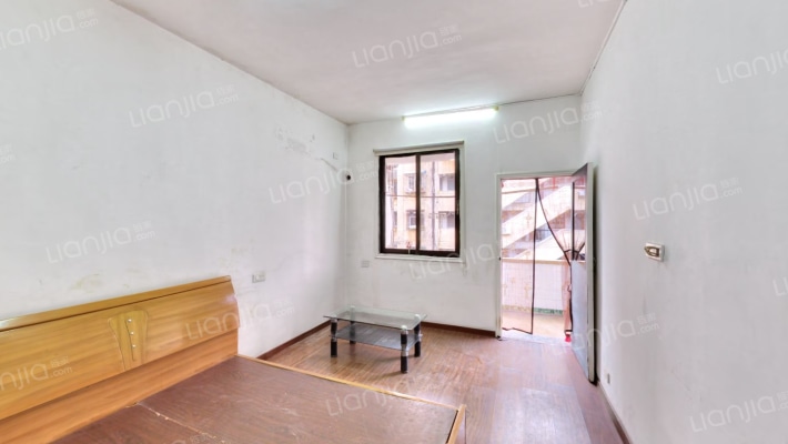 十八家新村二手房实景图