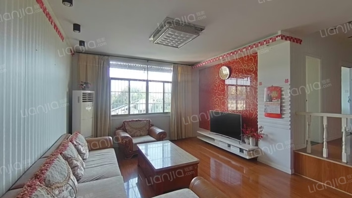 龙王山村七组二手房实景图