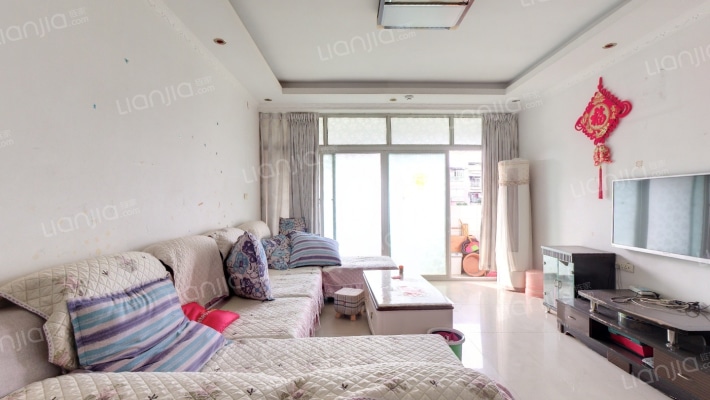 金鞍花园二手房实景图