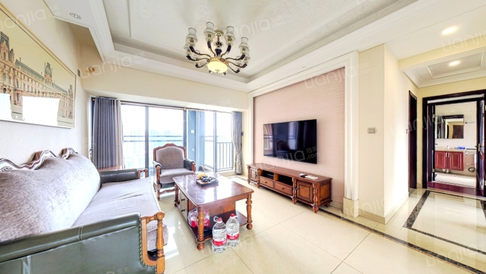 信义金御半山三期二手房实景图