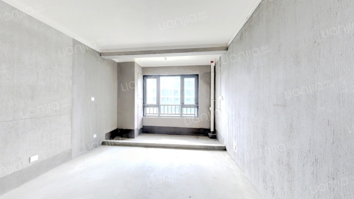 鸿翔金桂里二手房实景图