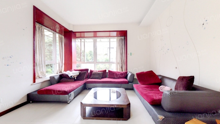 七彩花都B区一期二手房实景图