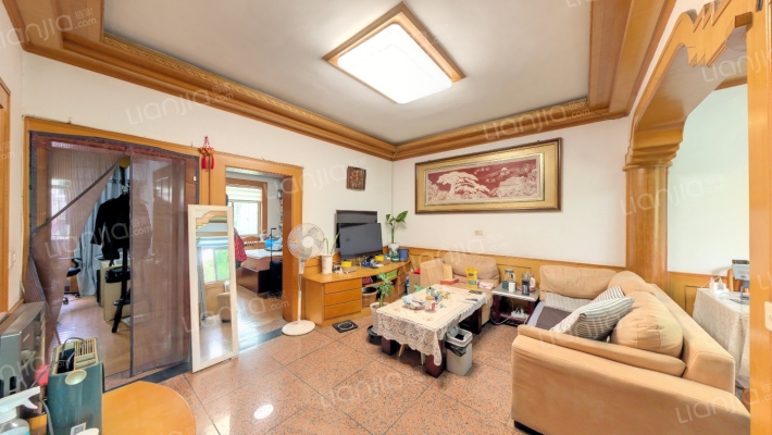 新苑小区二手房实景图