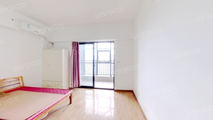 天鹅湖购物中心imore公寓二手房实景图