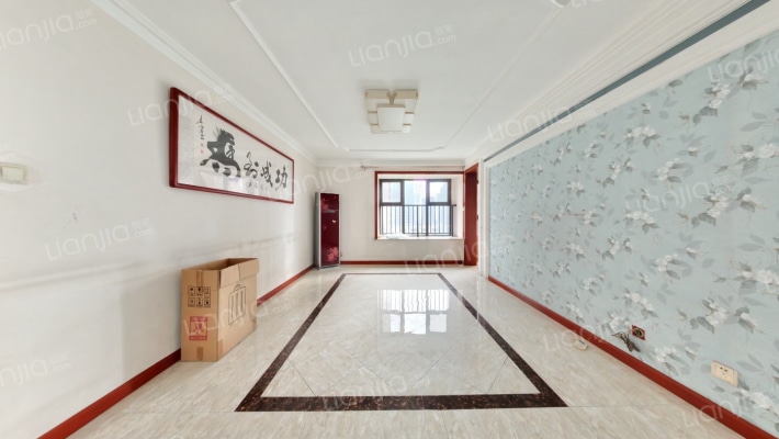 名士豪庭二手房实景图