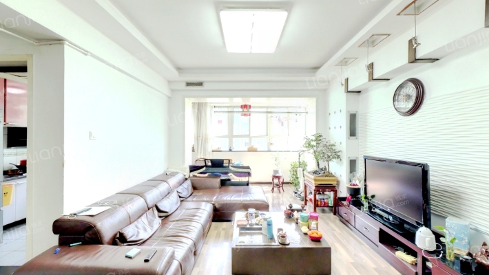 至诚新居二手房实景图