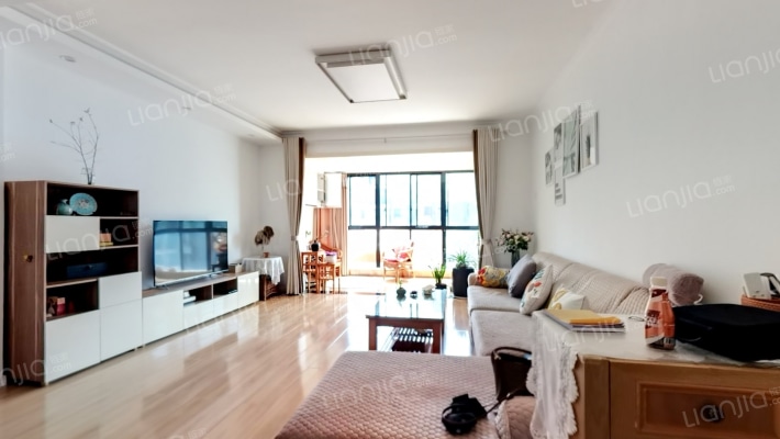 蓝湖水岸二手房实景图