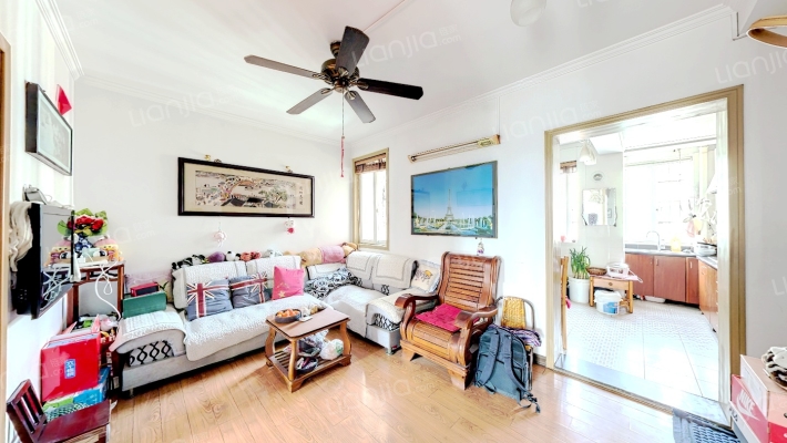 格兰春天二手房实景图