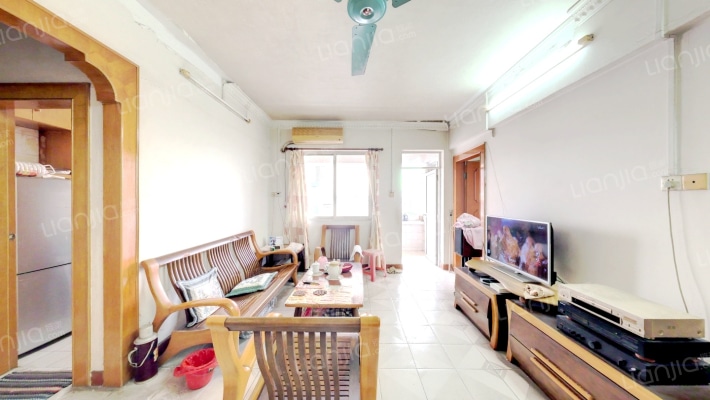 伟伦体校宿舍二手房实景图