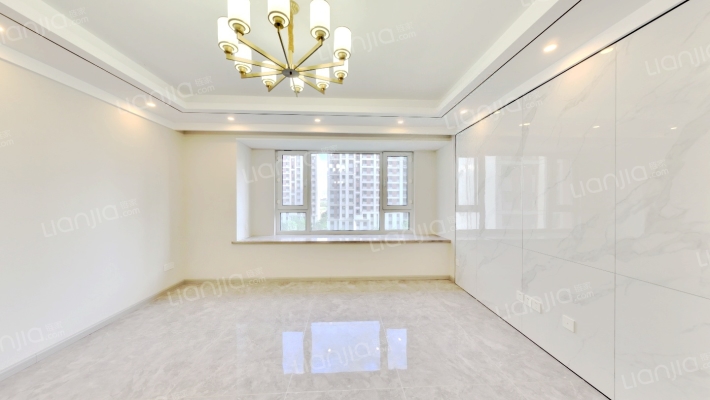 万龙净月上院二手房实景图