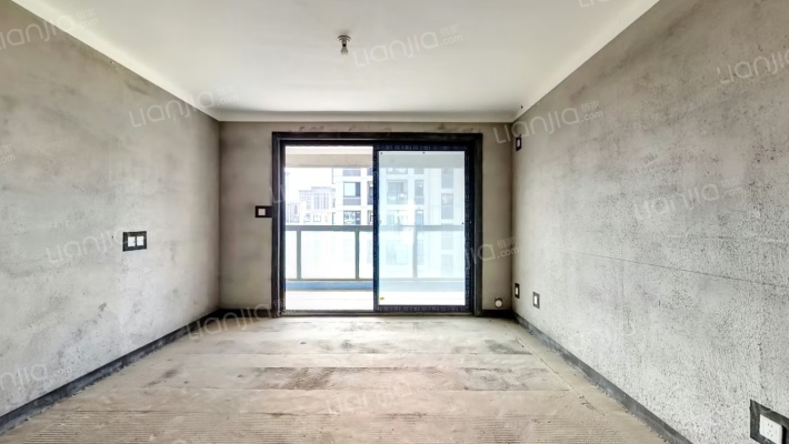 建业天湖茗筑一期二手房实景图