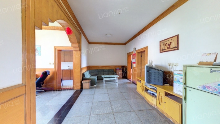 新建县环湖路二手房实景图